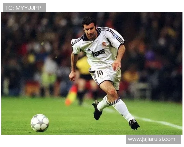 退役后依然魅力四射的足球球星谁最帅引发热议